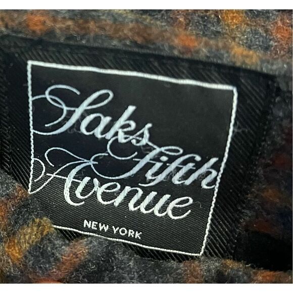 Saks Fifth Avenue reversible vest - Picture 13 of 13
